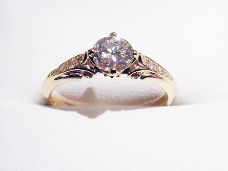 母の婚約指輪を普段使いのリングにリフォーム