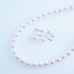 0437067816819a2414ca2151e0ba2b32-1-300x300