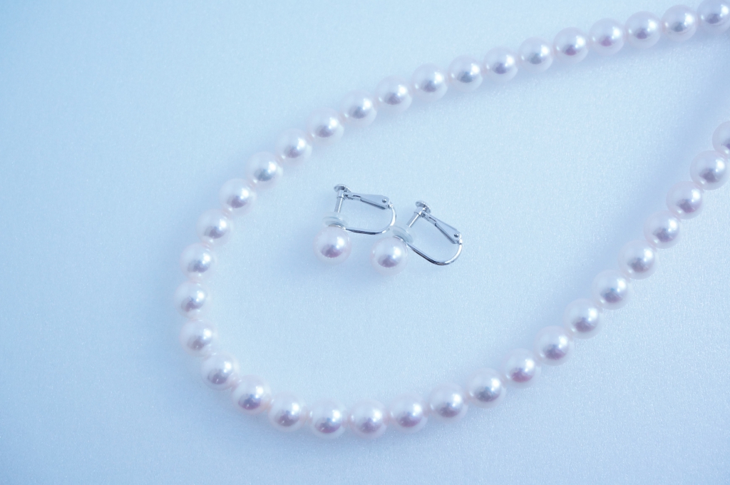 0437067816819a2414ca2151e0ba2b32