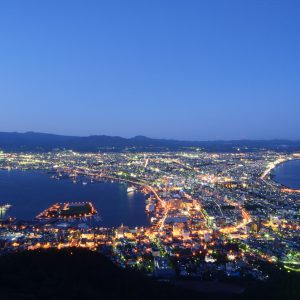 大阪gardenのサプライズプロポーズ 函館山ロープウェイ