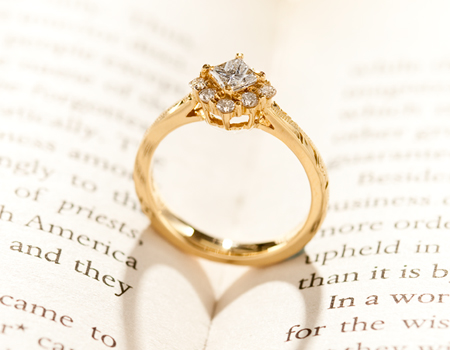 大阪のハワイアンジュエリー人気マキシの婚約指輪プロポーズリング