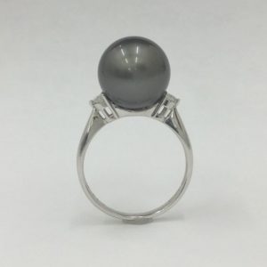 黒真珠の指輪（南洋珠リング）