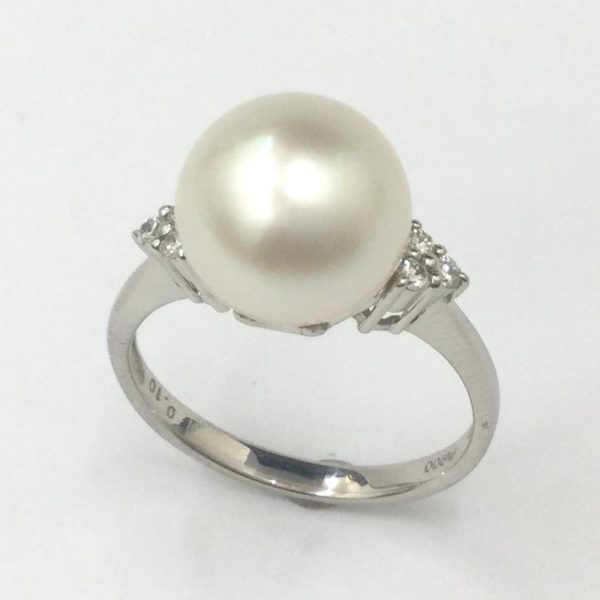 真珠のリング