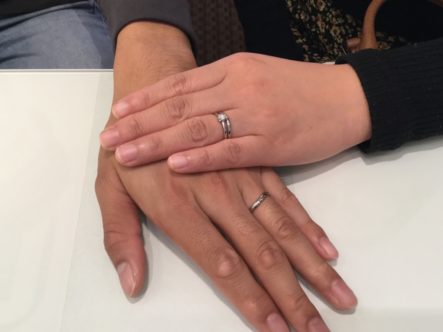 ガーデンオリジナルとアイデアルの婚約指輪とキサイの結婚指輪をご成約頂きました。（泉佐野市）