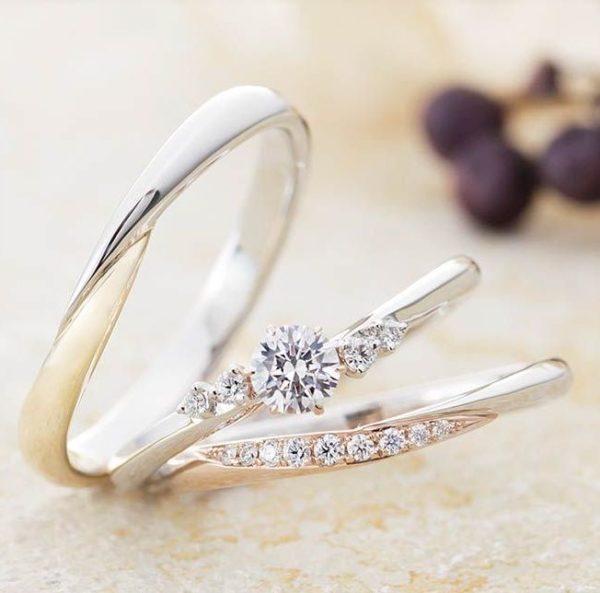 アムールアミュレットの結婚指輪婚約指輪ルミエール