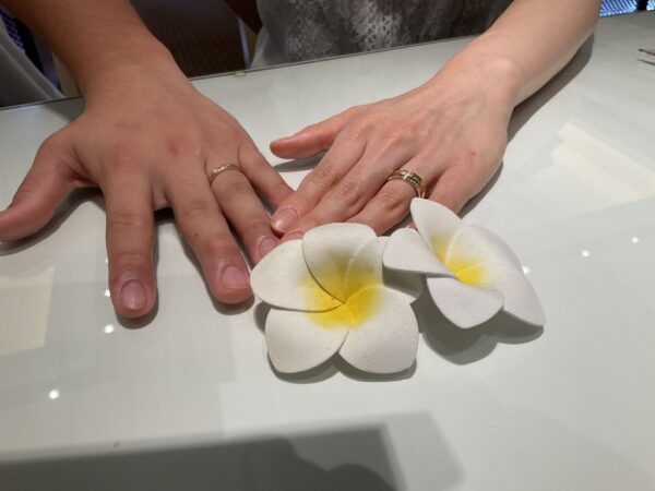 グレースカーマの婚約指輪とカフナの結婚指輪をご成約頂きました(京都市)
