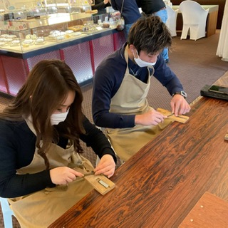 南大阪で学生に大人気の手作りペアリングはgarden本店