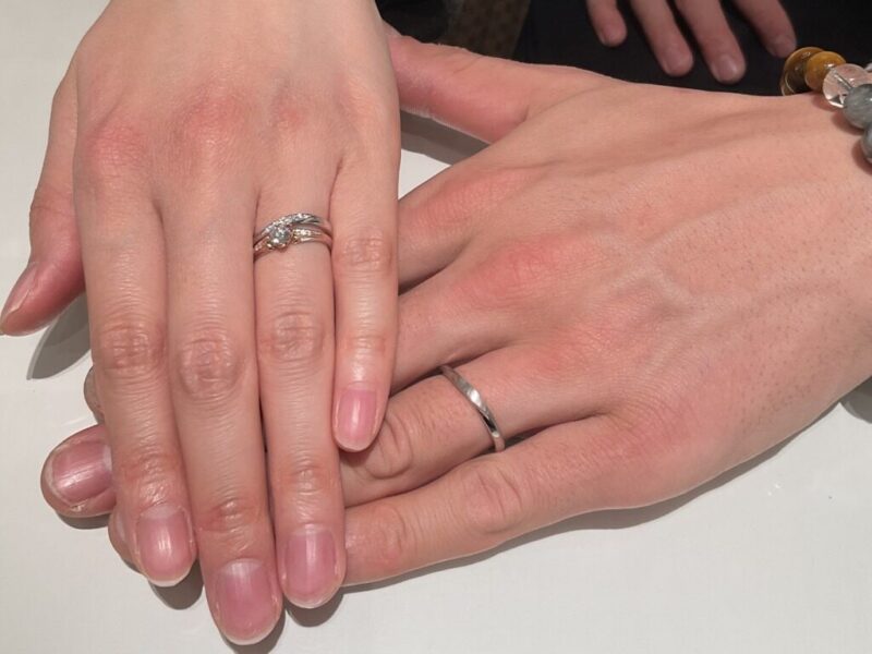 大阪府和泉市｜ラパージュの婚約指輪とエトルの結婚指輪をご成約いただきました